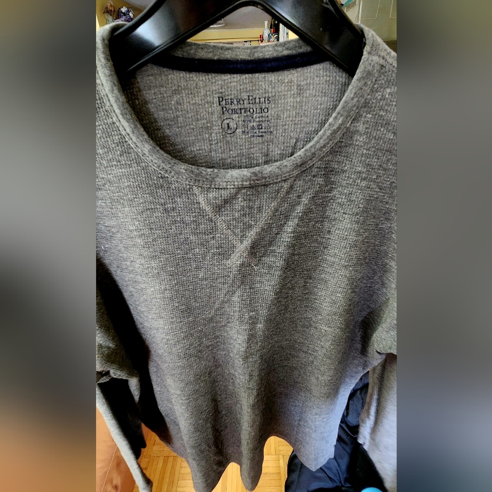 Perry Ellis Gray Knit Sweater